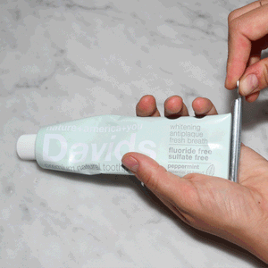 Davids | premium natural toothpaste / peppermint+charcoal