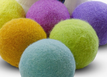 Load image into Gallery viewer, Eco Wool Dryer Balls